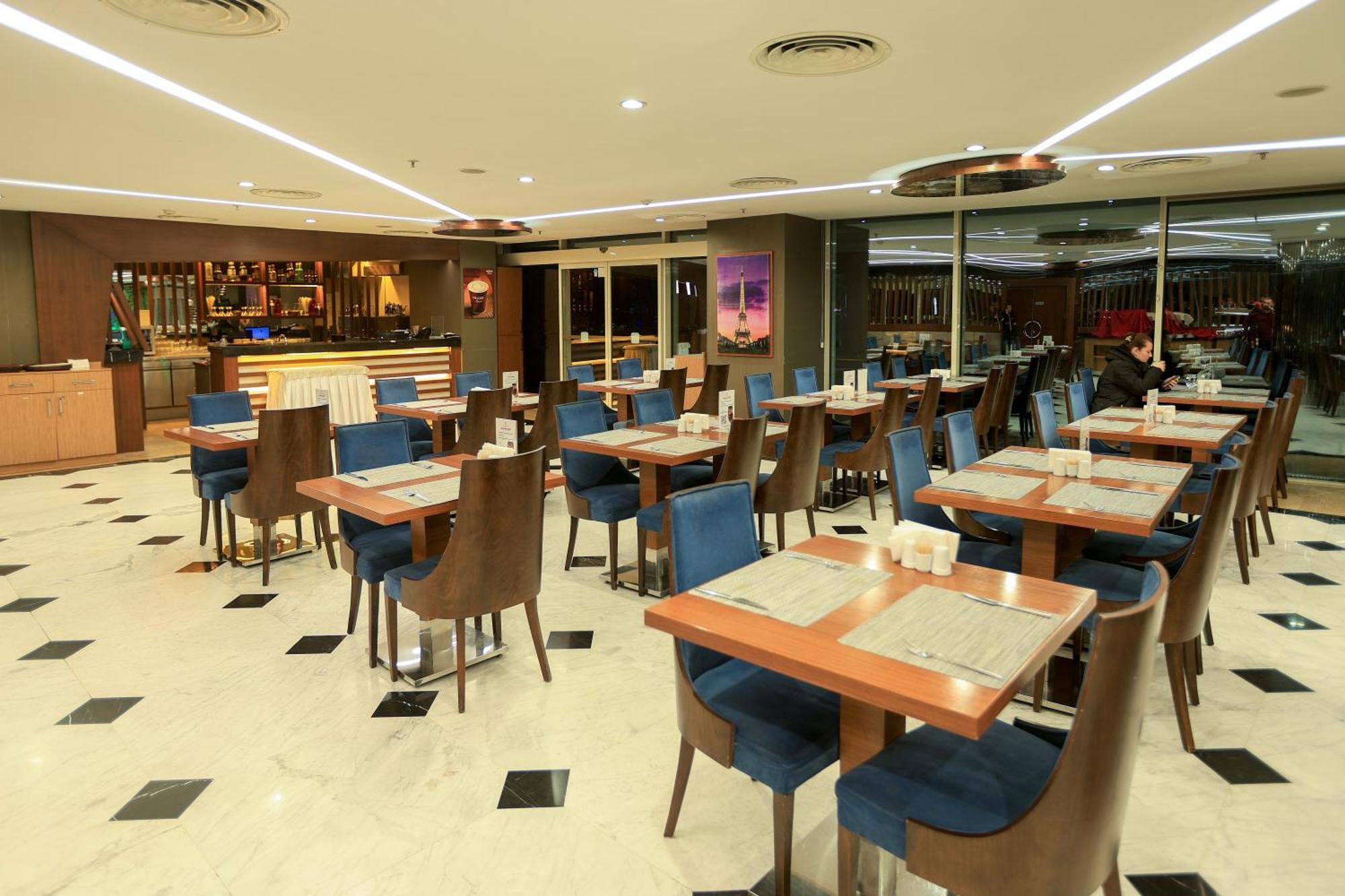 Sirin Park Hotel Adana Esterno foto
