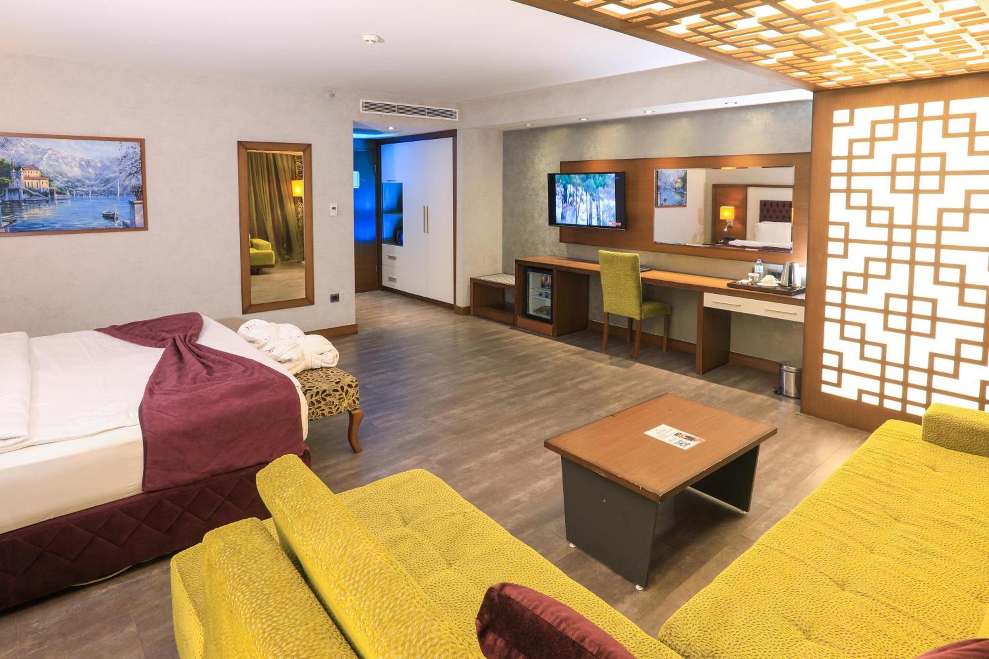 Sirin Park Hotel Adana Esterno foto