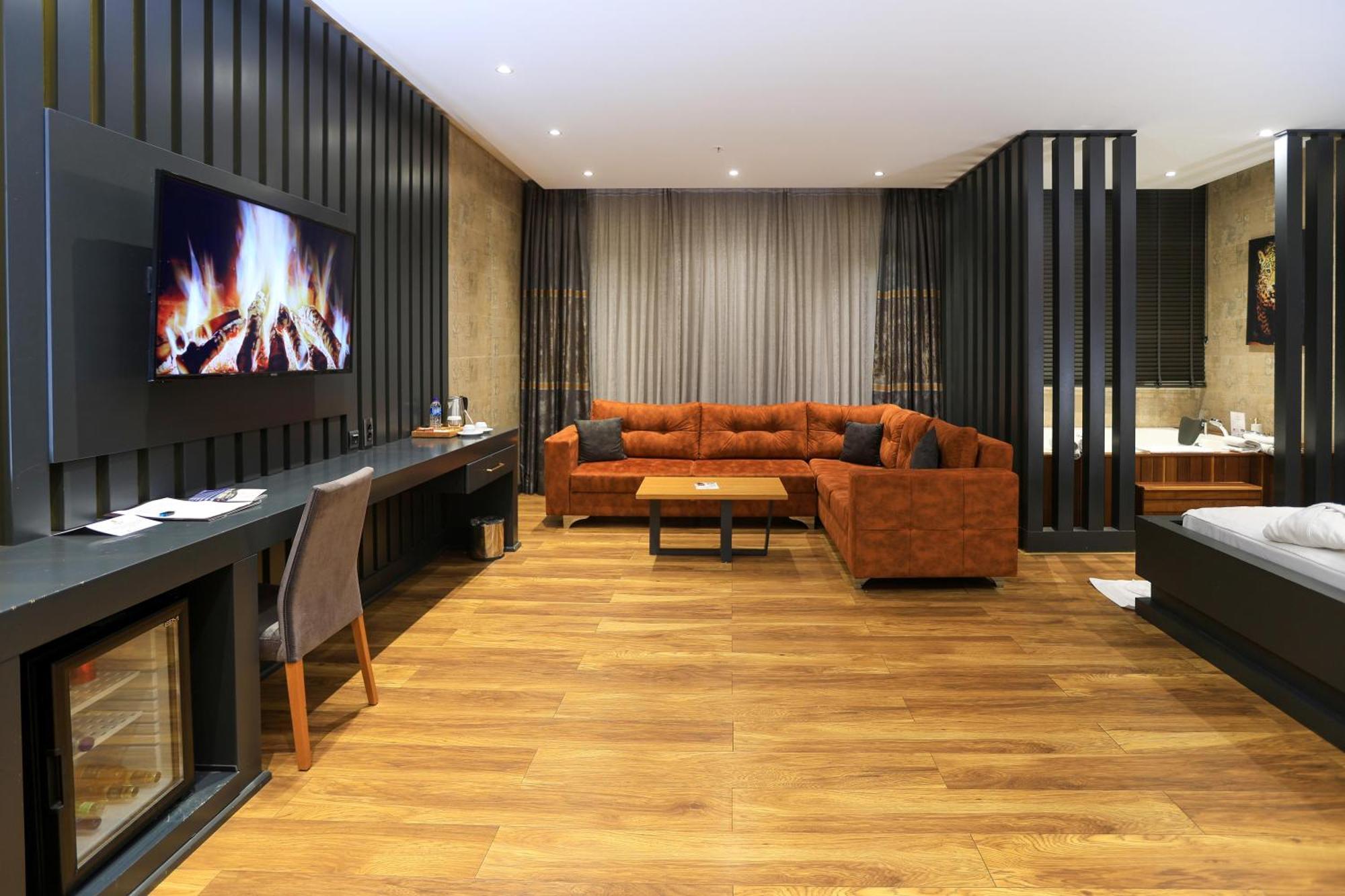 Sirin Park Hotel Adana Esterno foto