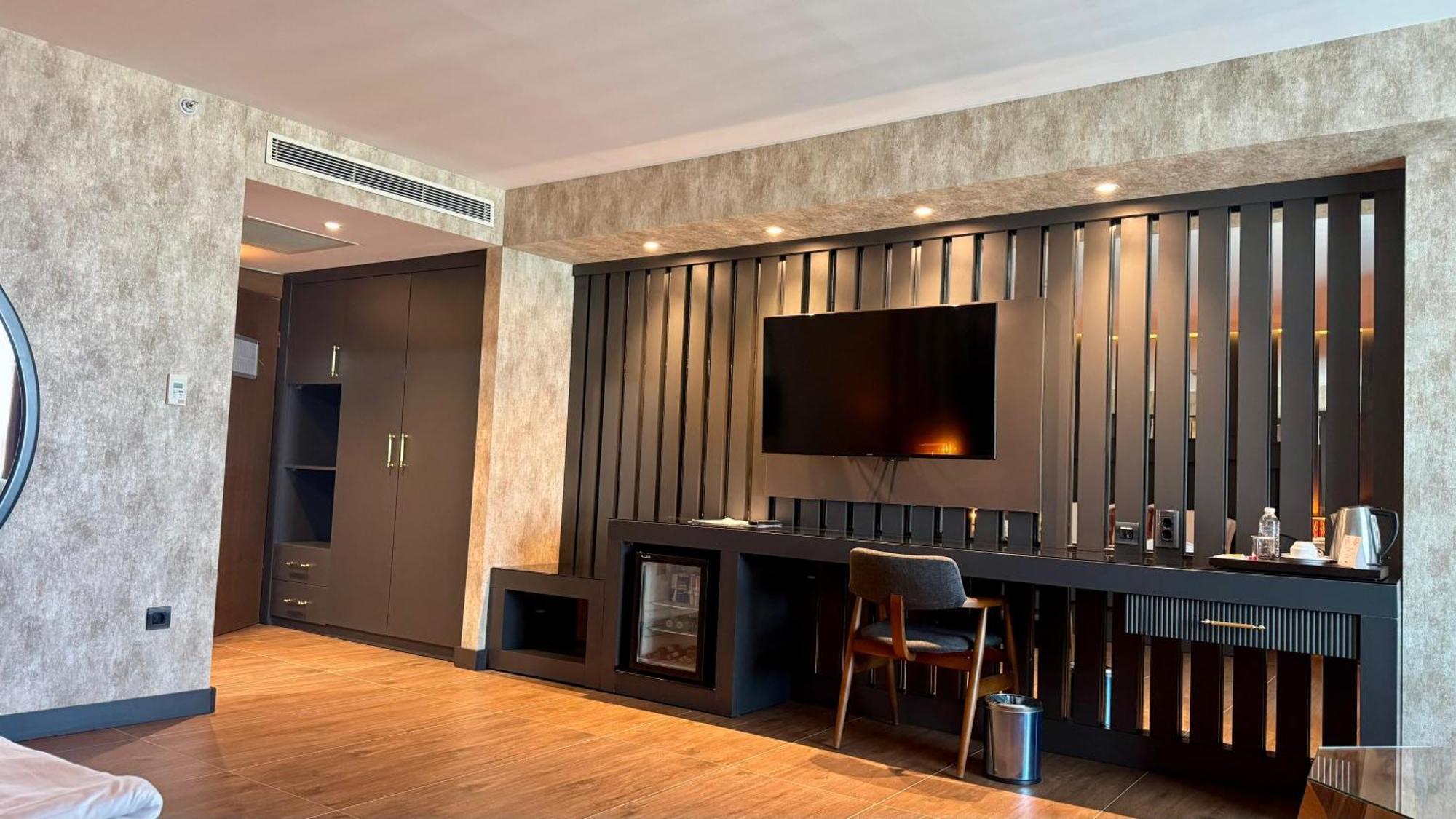 Sirin Park Hotel Adana Esterno foto