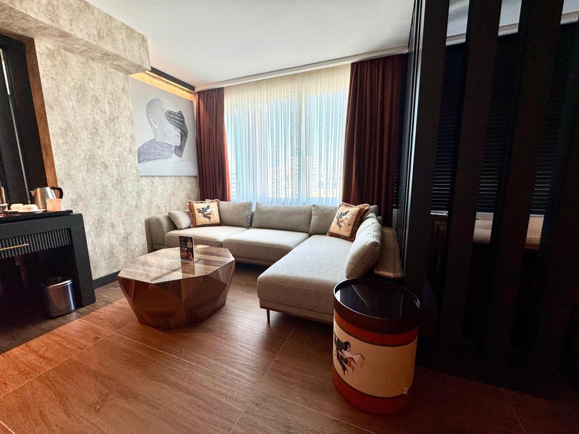 Sirin Park Hotel Adana Esterno foto