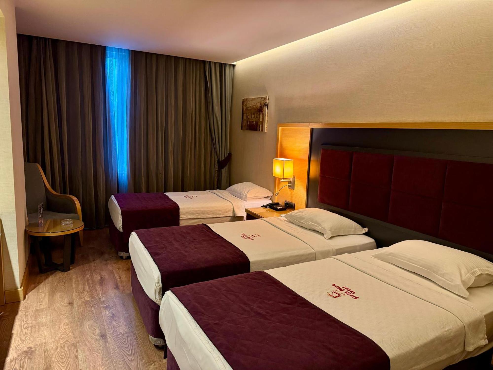 Sirin Park Hotel Adana Esterno foto