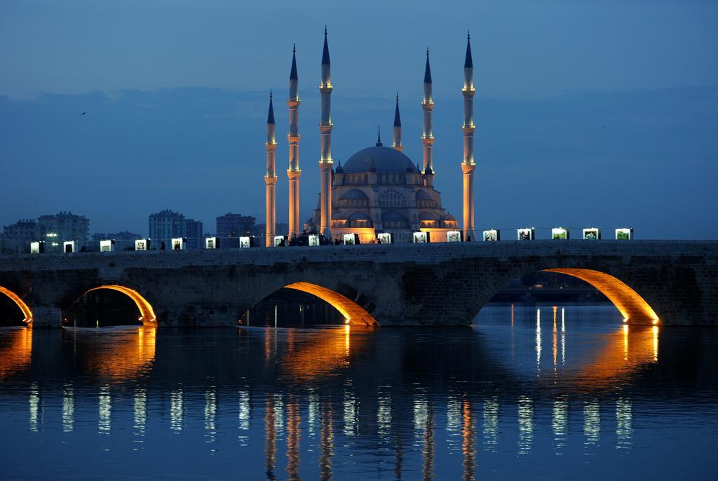 Sirin Park Hotel Adana Esterno foto